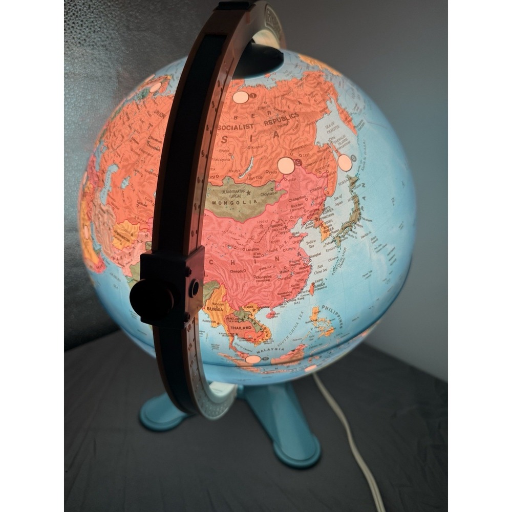 Fisher Price Discovery Globe Earth Educational Lights Up TESTED Vintage Fun 🤩 - Picture 10 of 16